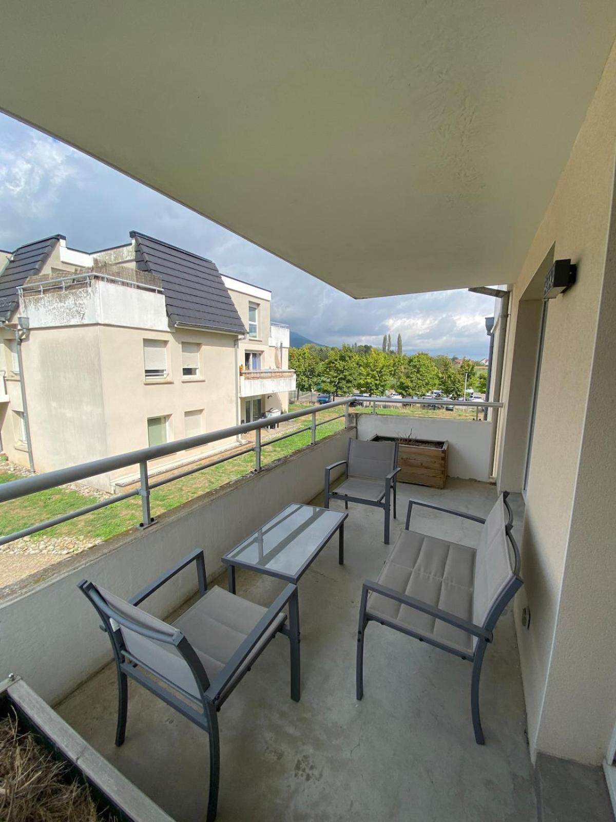 U1 Chaleureux Appartement Avec Balcon A Uffholtz 外观 照片